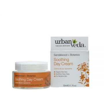 Crema de Zi Hidratanta cu Extract de Lemn de Santal Organic pentru Ten Sensibil Soothing - Urban Veda, 50 ml