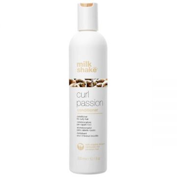 Balsam pentru Par Ondulat si Cret - Milk Shake Curl Passion Conditioner, 300 ml