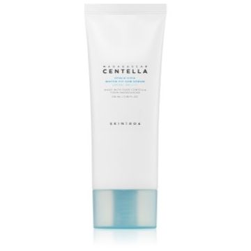 SKIN1004 Madagascar Centella Hyalu-Cica Water-Fit Sun Serum ser protector cu efect de hidratare